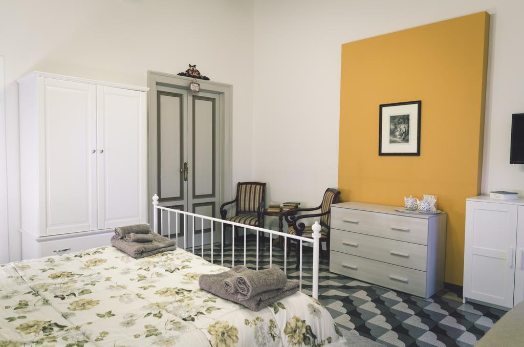 Arete Guest House Siraküza Dış mekan fotoğraf